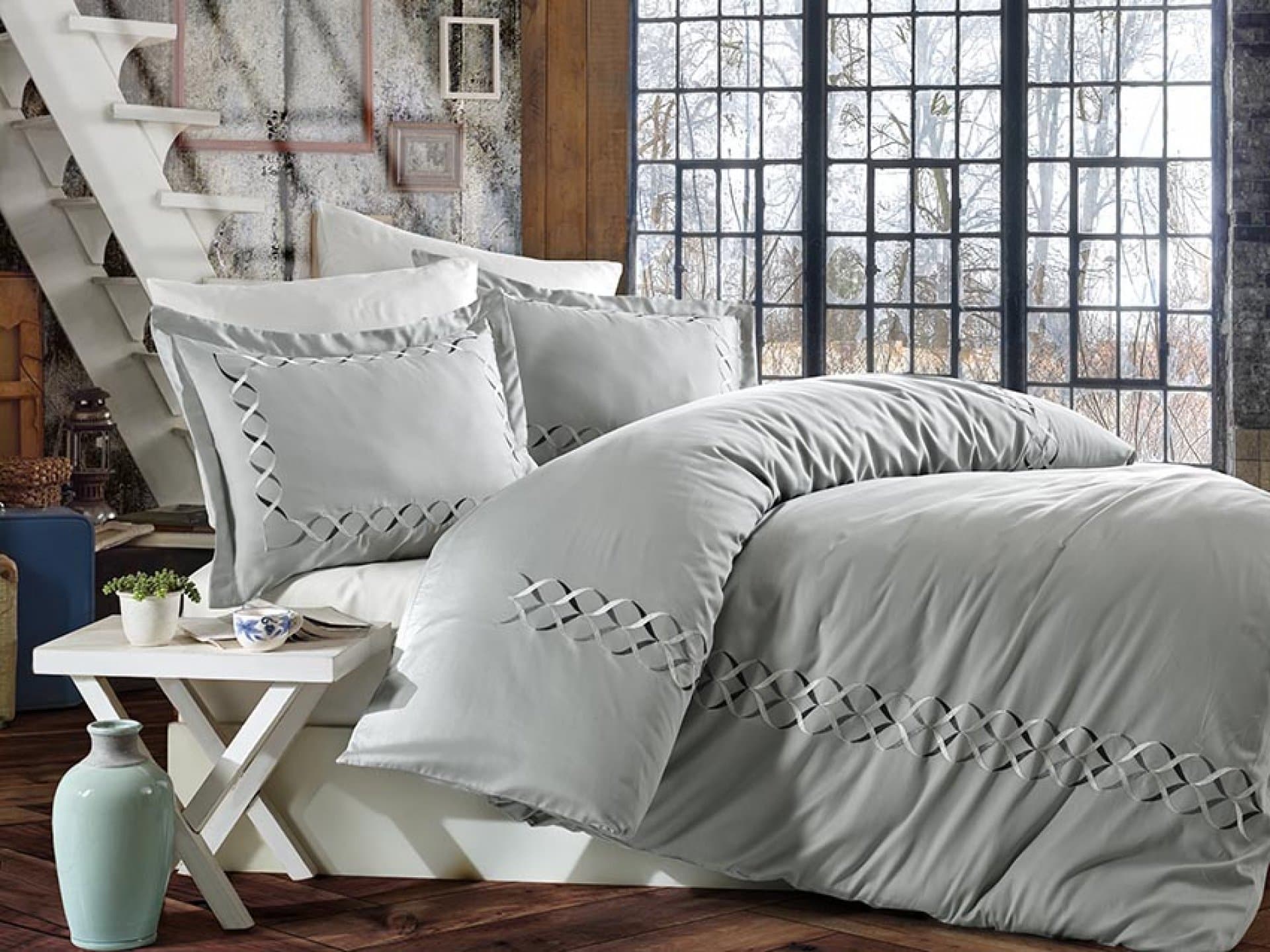 Luxuriöse graue Bettwäsche 200x220 aus besticktem Satin ELINA 6-teilig