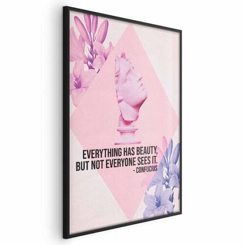 Постер Konfucjusz o Pięknie - popiersie w różu z kwiatami i cytatem 21×30 см