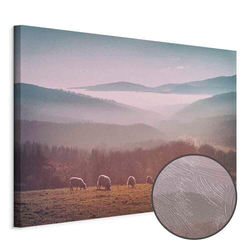 Obraz na płótnie Owce na tle górskiego krajobrazu - zwierzęta w naturze 30×20 cm, płótno standard