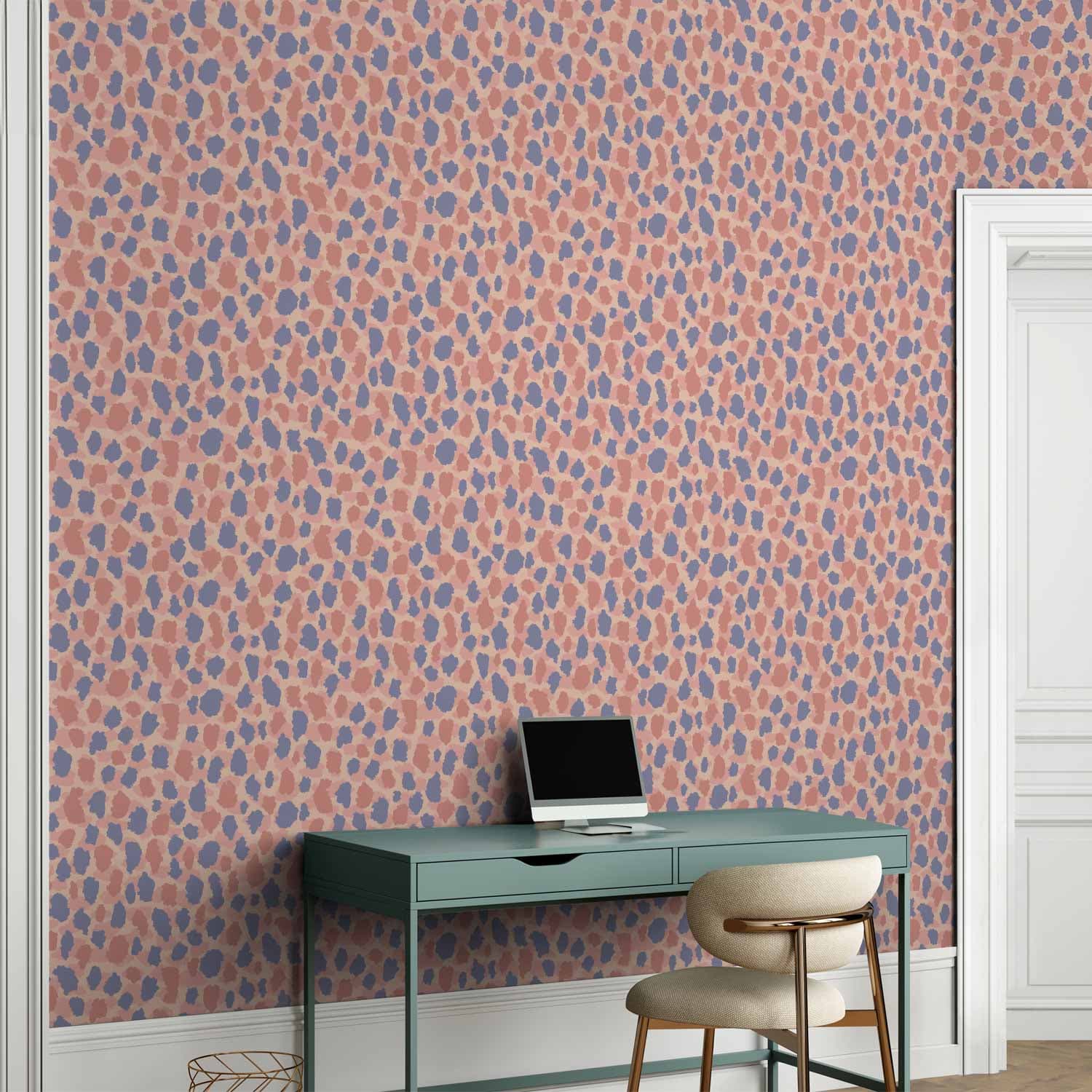Tapete Deseń żyrafy - kolorowy wzór zwierzęcy w niebiesko-różowe plamki 50×1000 cm, Vlies Standard