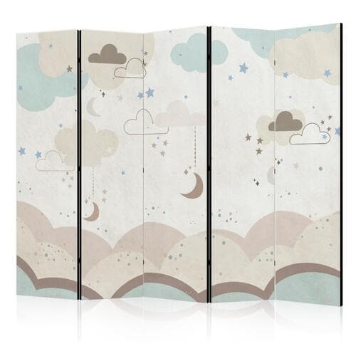 Room divider Pochmurne nocne niebo - Księżyce w brązach i beżach pośród licznych chmur oraz gwiazdek na jasnym tle 225×172 cm, one-sided