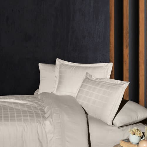 Pościel satynowa 200x220 w kratę ROYCE BEIGE