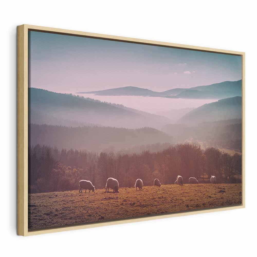 Картина на холсте Owce na tle górskiego krajobrazu - zwierzęta w naturze 90×60 см, стандартный холст