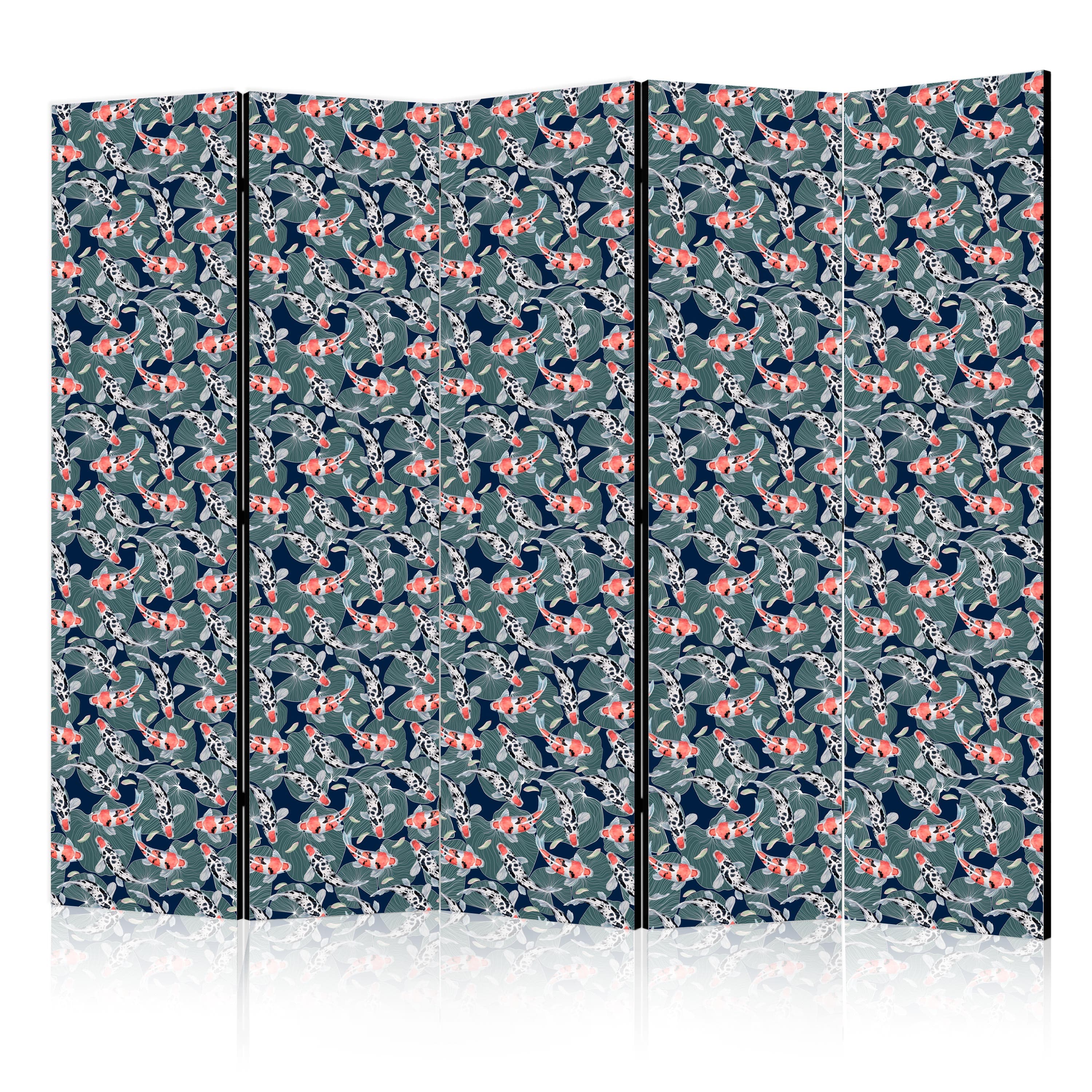 Room divider Rybki wśród liści - Barwne rybki Koi wśród ciemnozielonych lisci nenufarów na tafli granatowej wody 225×172 cm, one-sided